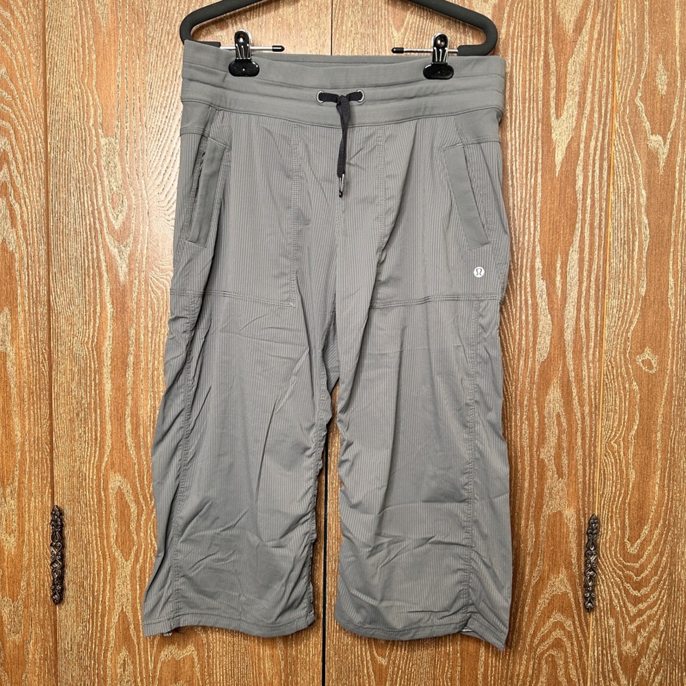 Lululemon Athletica Grey Pinstripe Cropped Hiking Pants Size 10 Gorpcore Active